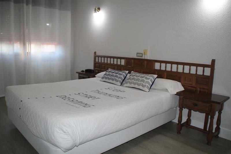 Hotel Marques De Santillana Torrelavega Exterior photo
